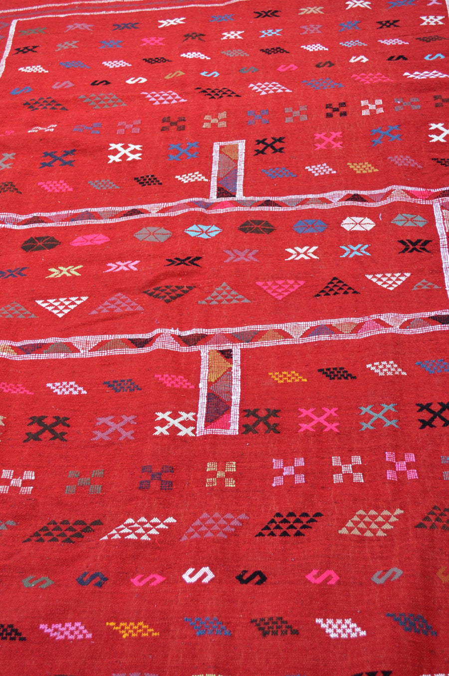 Yasmine Handmade Moroccan Kilim Rug — Red Flatweave Area Rug (Large)