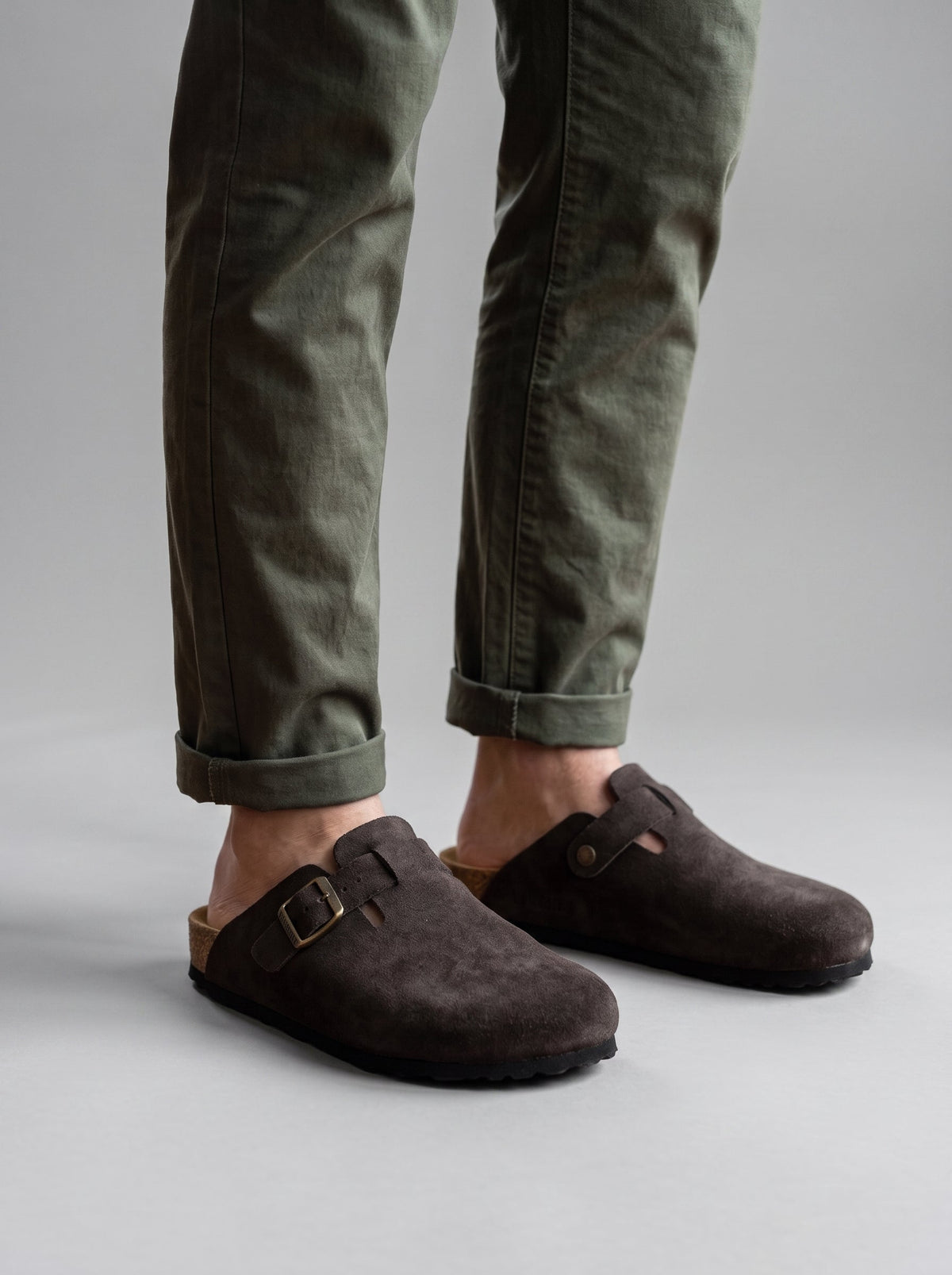 Men's Artisan Suede Cork Clogs - Espresso Brown